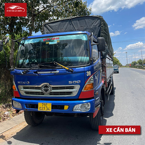 https://www.muabanxetaicu.com.vn/san-pham/xe-tai-cu-hino-fg-tai-trong-8-1-tan-doi-2014