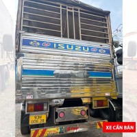 ISUZU 3 chân 2011 thùng 7,6m cao 4m cầu thật